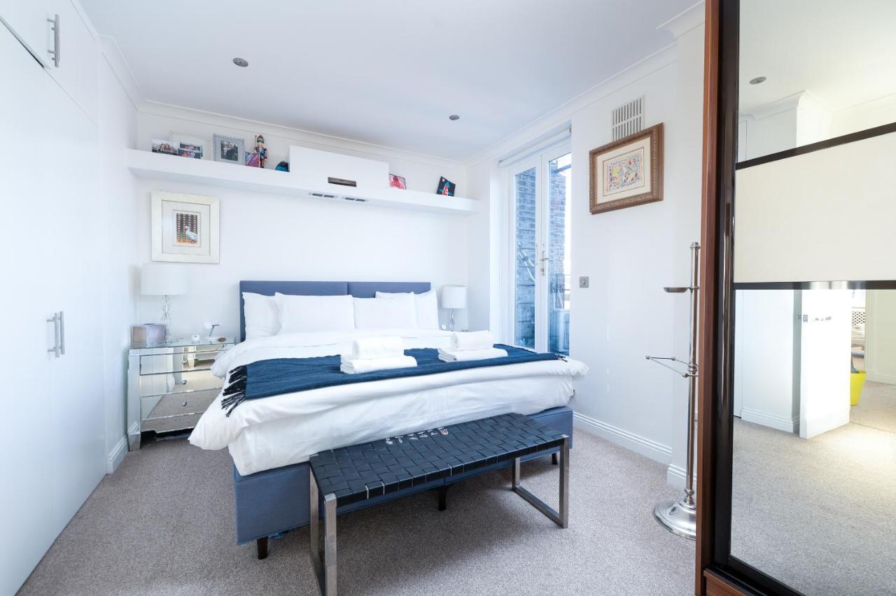 Bright Belgravia By Underthedoormat Londra