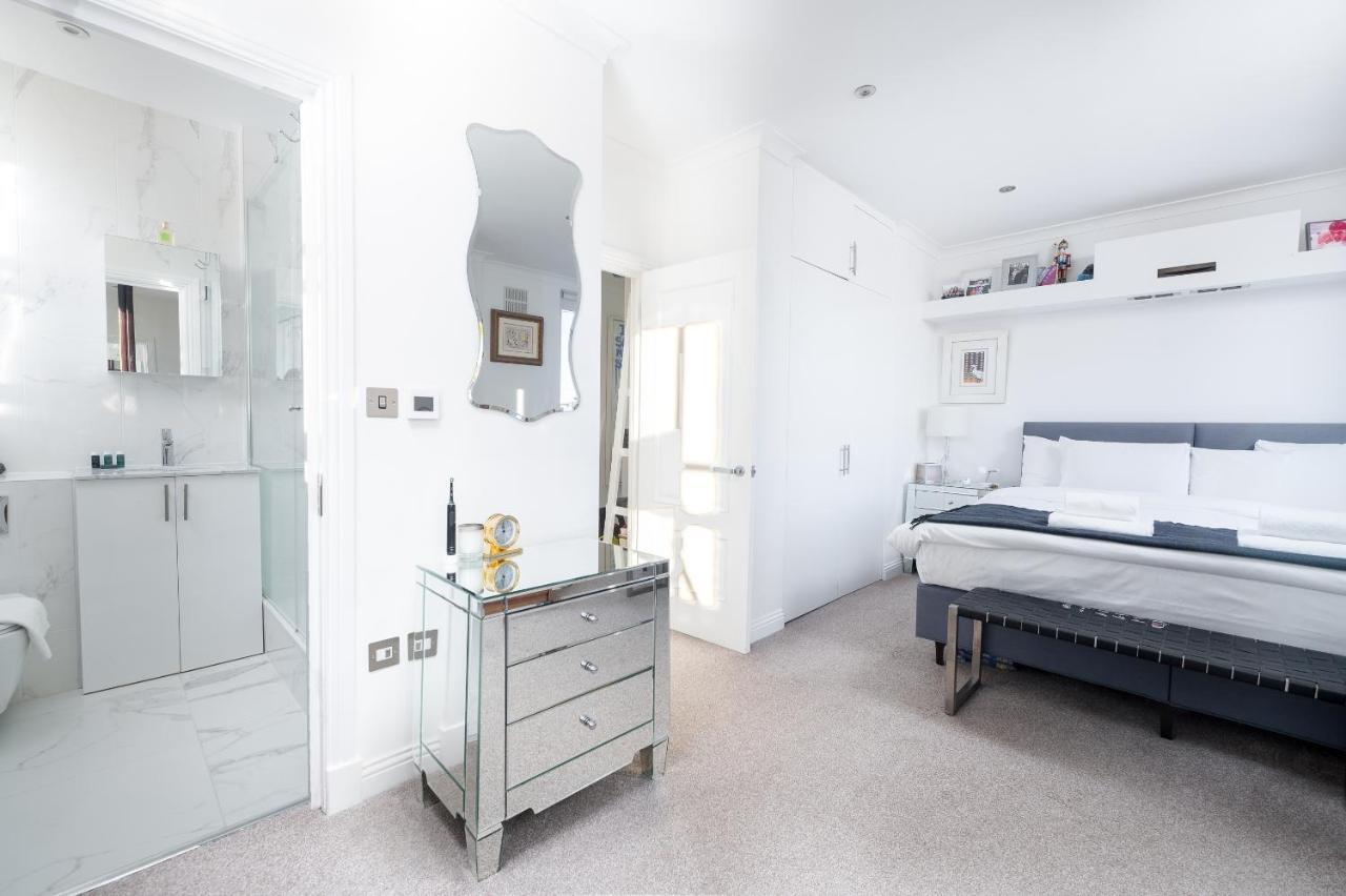 Bright Belgravia By Underthedoormat *